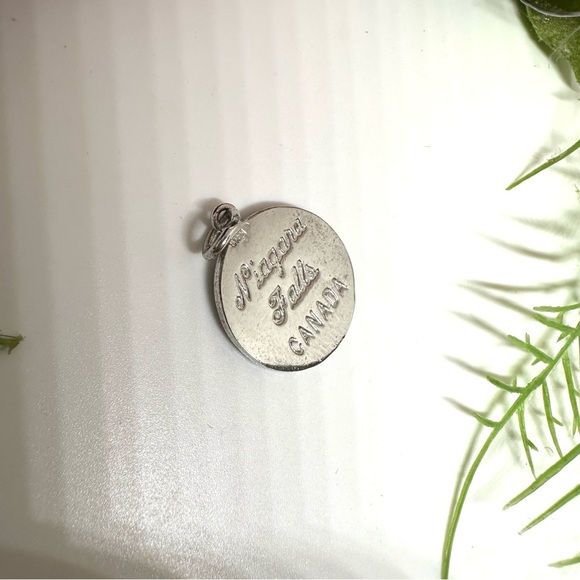 VINTAGE⚜️Sterling Silver Niagara Falls Charm Pendant - Picture 4 of 6